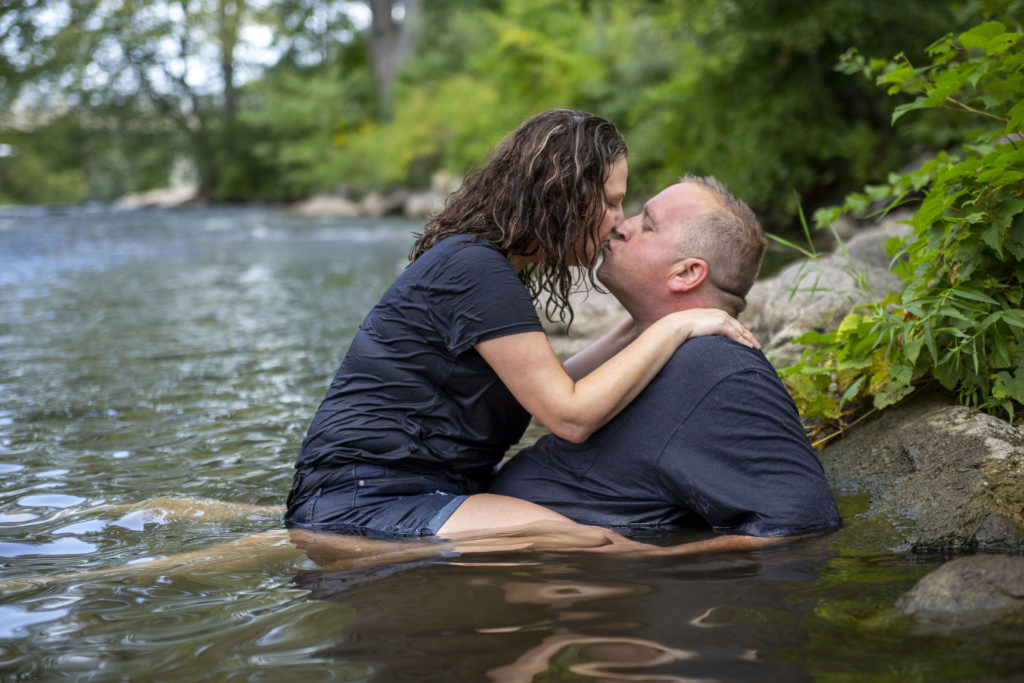 Dexter Michigan engagement photographer 