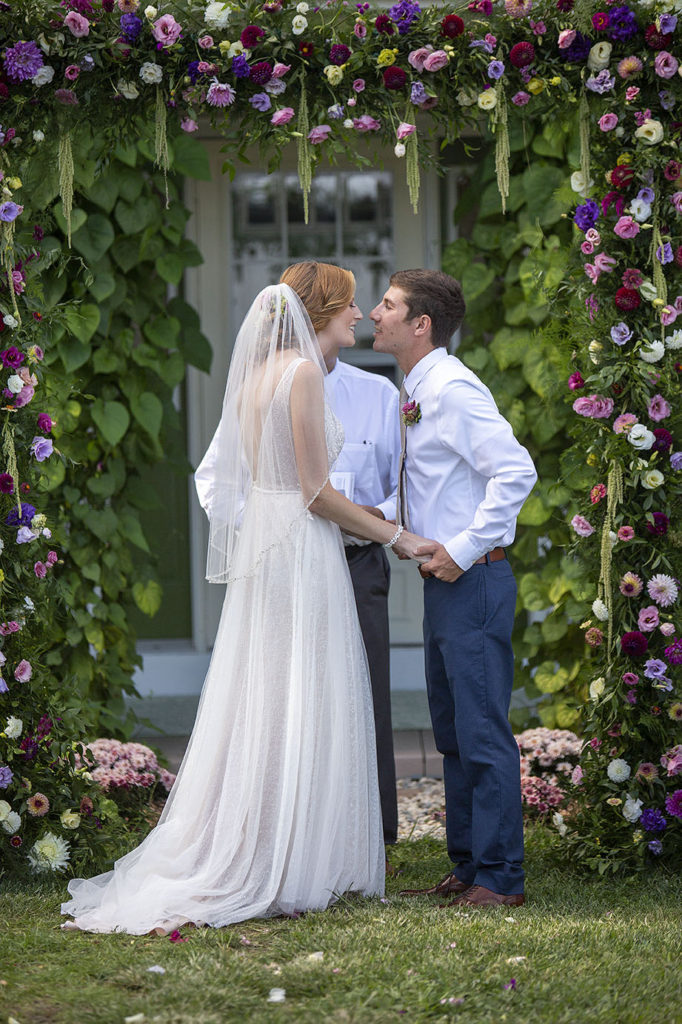 First kiss between the new couple