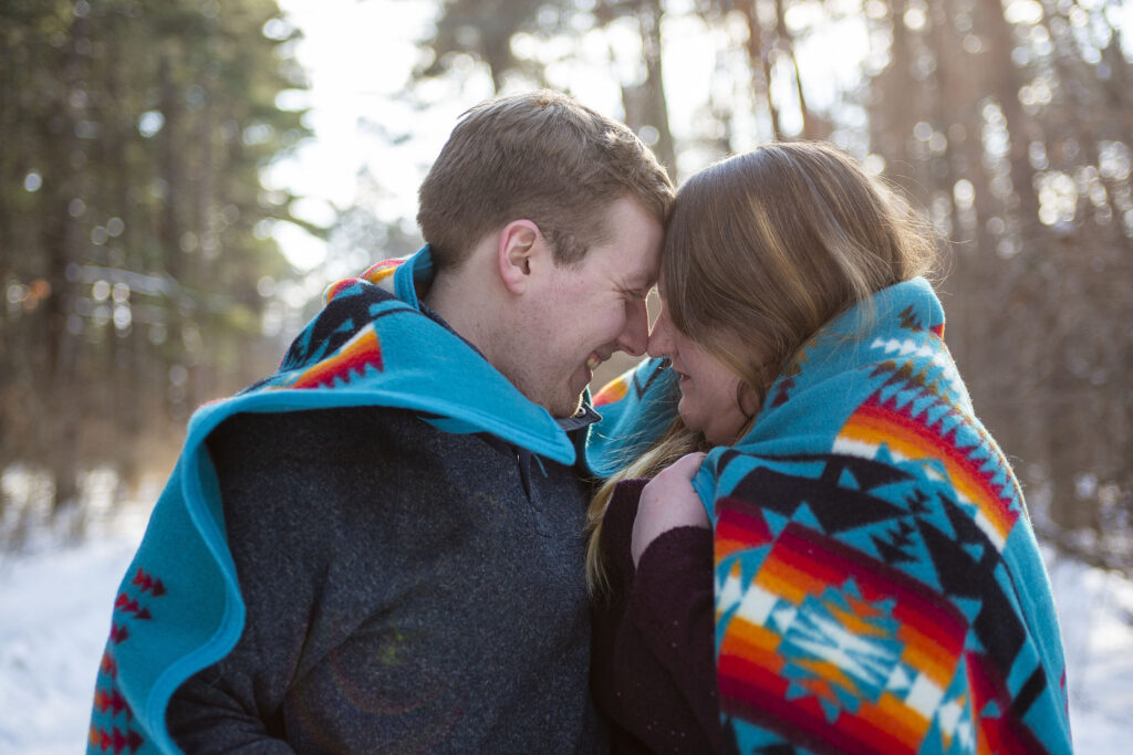 Michigan couple snuggle up for their winter couple's photos