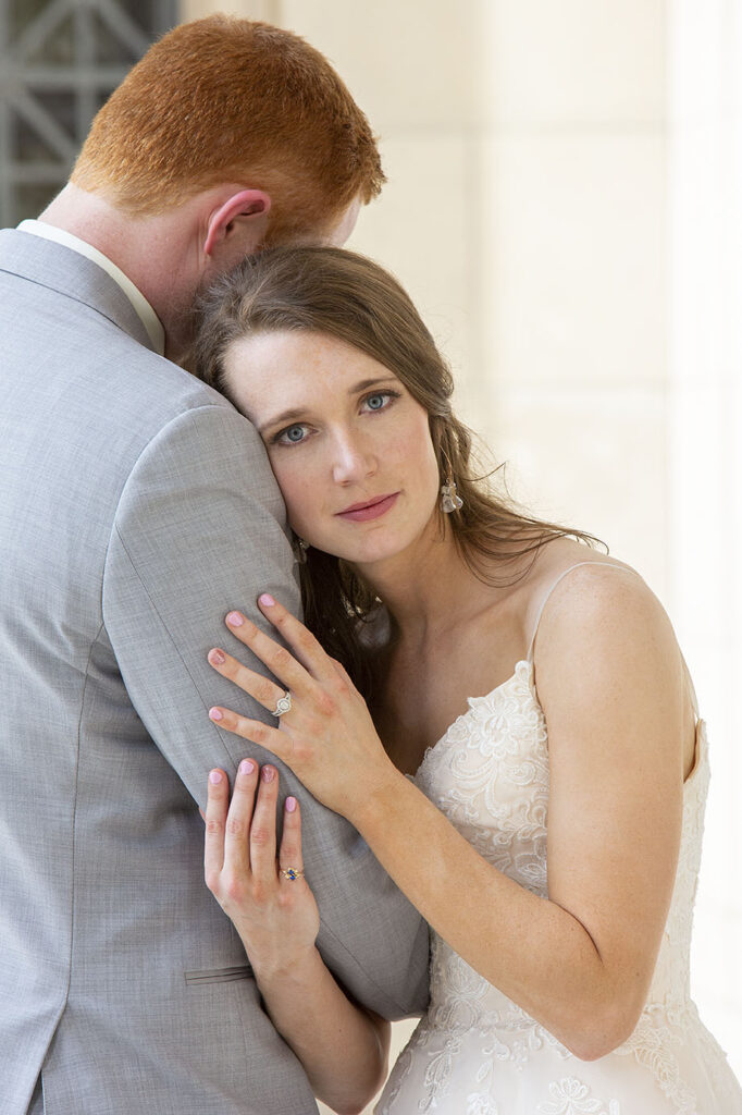 Jackson Michigan wedding photographer takes photos at the old post office