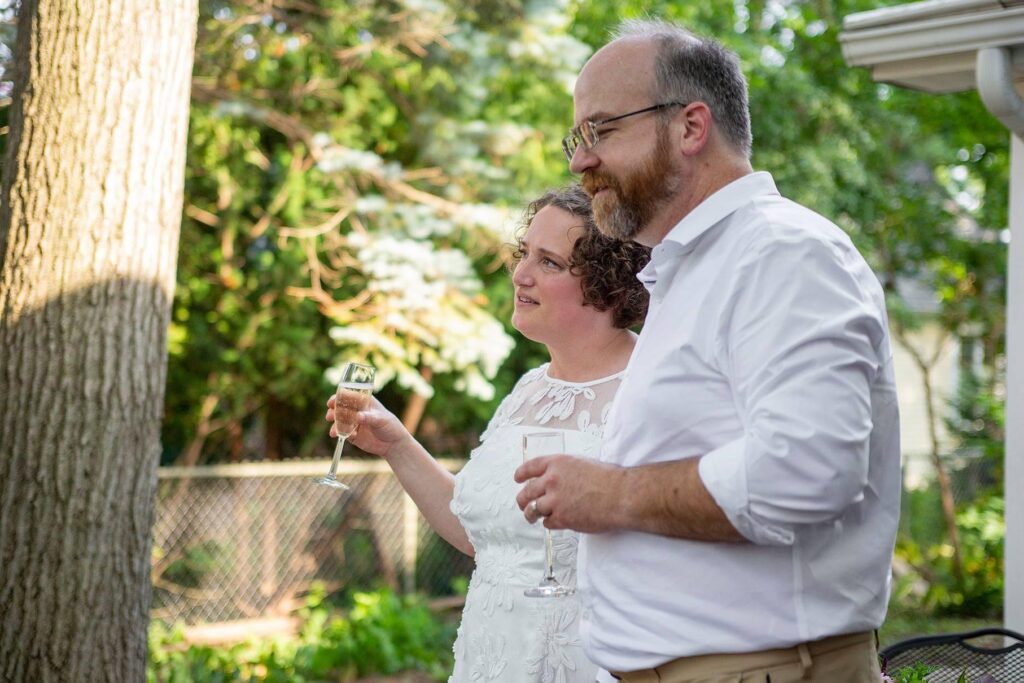 Bride and groom gives speech